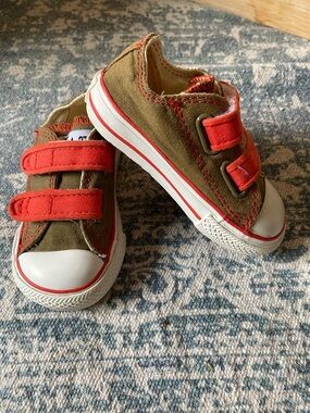 Vintage Baby Low-Top Converse All Star Sneakers with Orange Velcro Straps